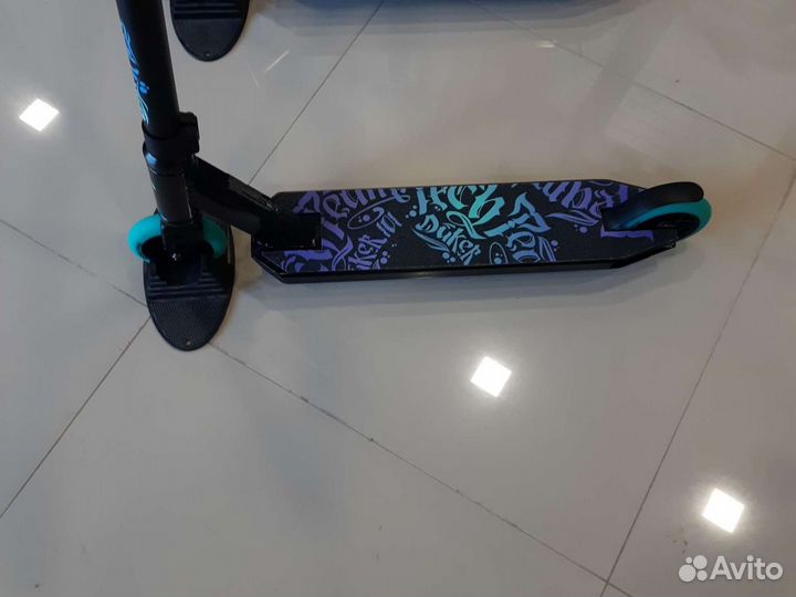 Самокат трюковой DukeR 101 Черно Бирюзовый