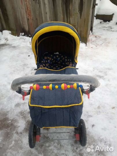 Прогулочная коляска