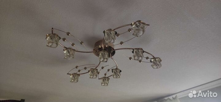 Люстра потолочная