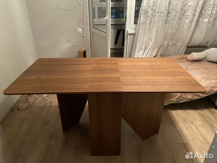 Стол обеденный раздвижной