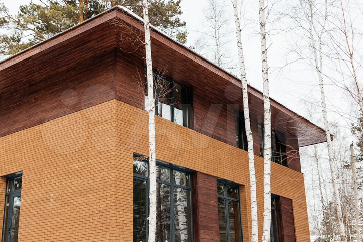 Коттедж 180 м² на участке 9,8 сот.