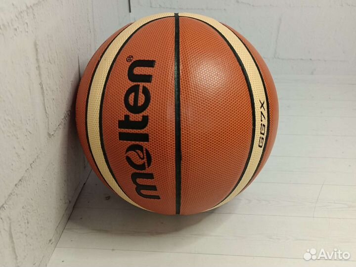 Баскетбольный мяч