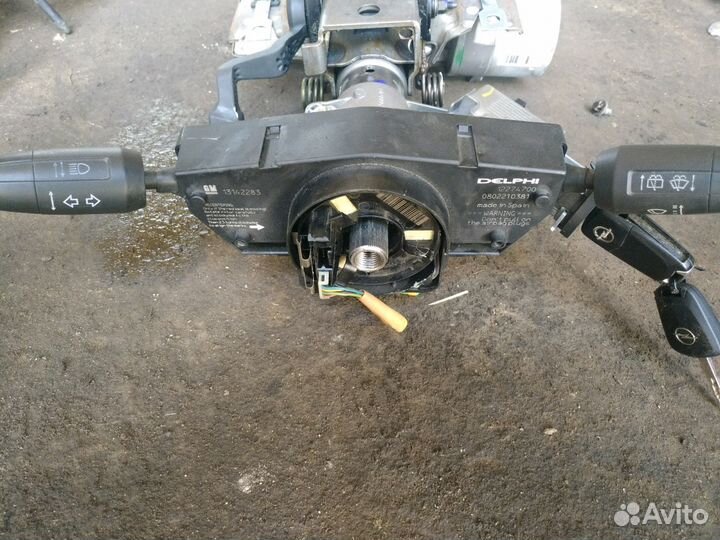 Подрулевой переключатель Opel Corsa D 2007 год