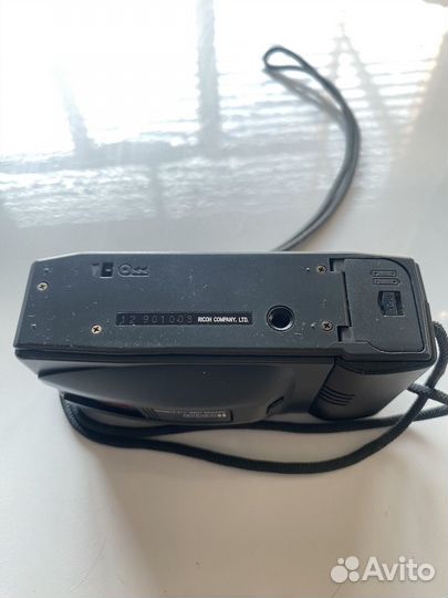 Плёночный фотоаппарат Ricoh