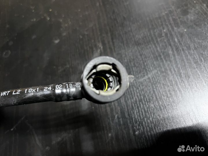 Трубка вакуумная Mercedes C-Class 2010 A2710180712