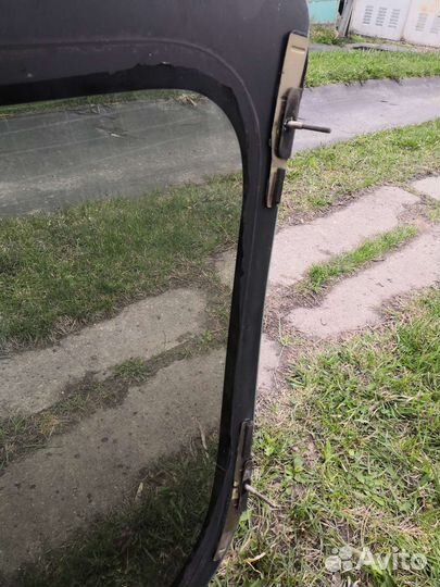 Стекло двери эльгранд