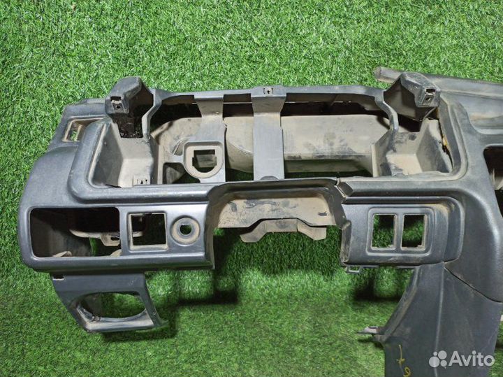 Торпедо, Парприз передний Mitsubishi Pajero 2 V44W