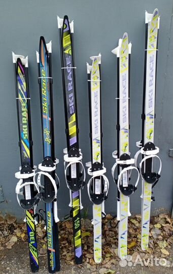Доставка. Новые лыжи в школу