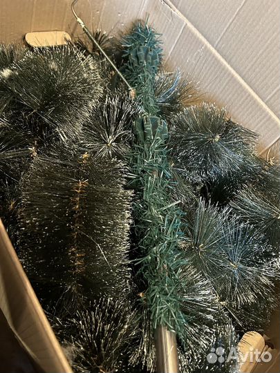 Елка искусственная