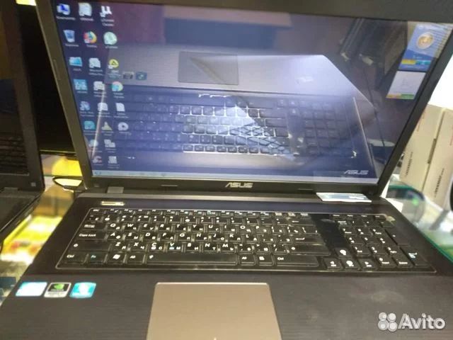 Ноутбук asus 17