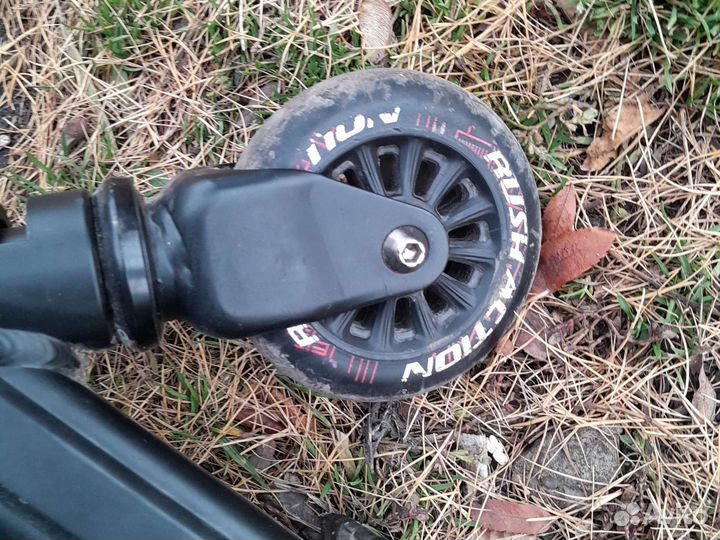 Трюковой самокат