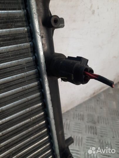 Радиатор основной Skoda Octavia хэтчбэк 5 дв. 1.9