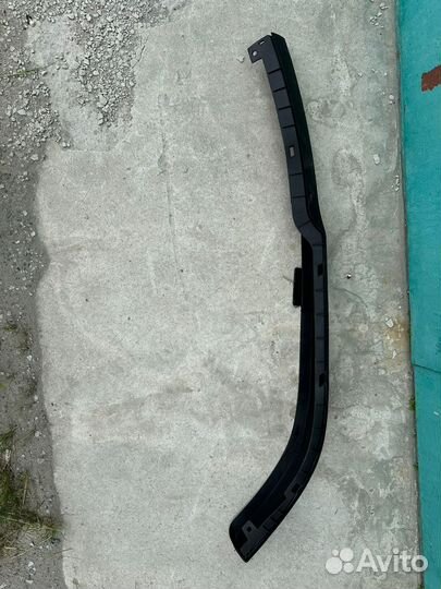 Накладка бампера нижняя правая opel astra H