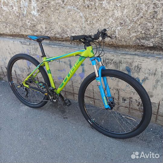 Рама и дербан Cube Attention 29