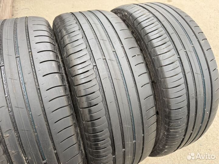 Nokian Tyres Hakka Blue 3 SUV 225/60 R17