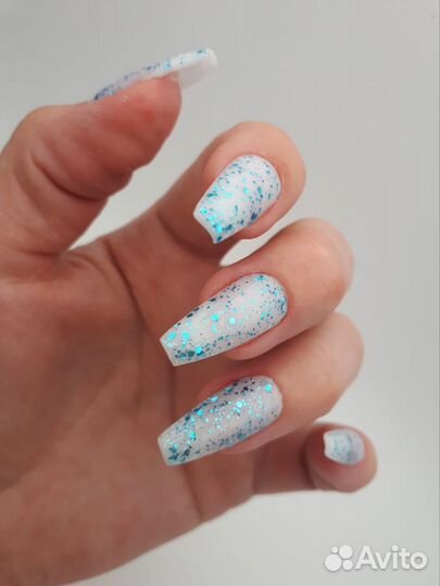 Мастеру требуются модели на наращивание ногтей