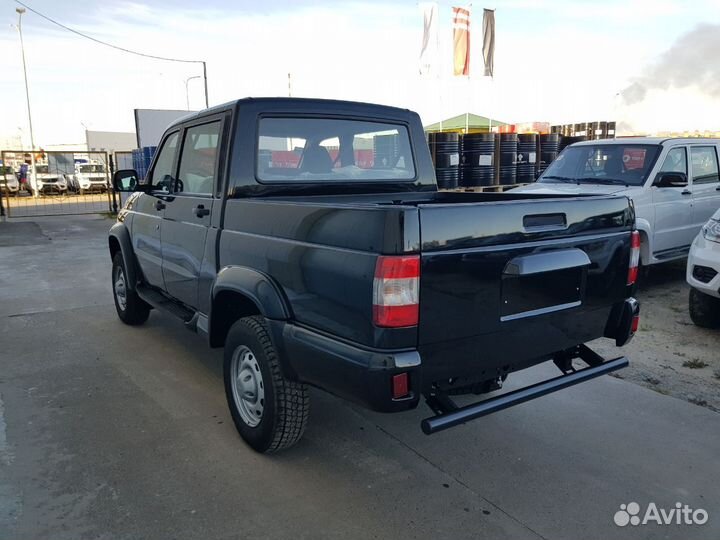 УАЗ Pickup 2.7 МТ, 2023