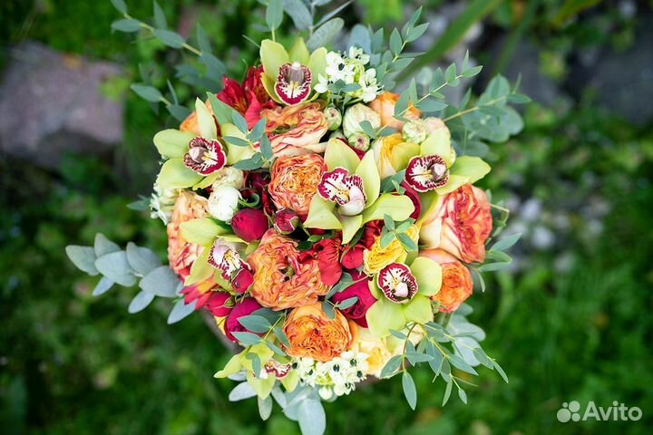 Доставка цветов. Букеты из альстромерии