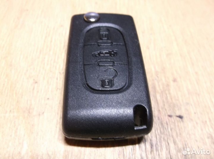 Peugeot 307 / Citroen C4 Remote key E29CI01G