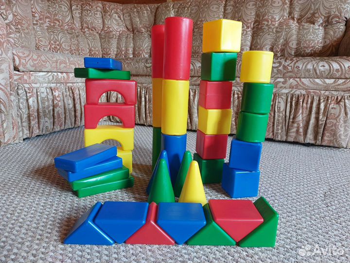 Кубики и кегли