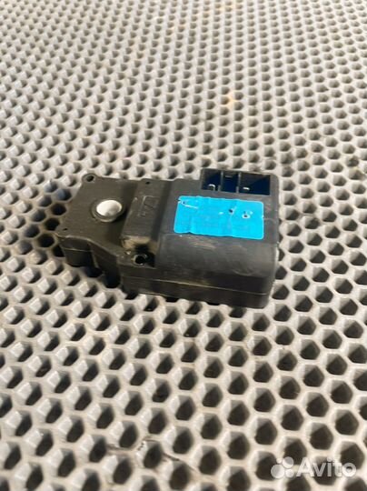 Сервопривод заслонки отопителя lifan X60