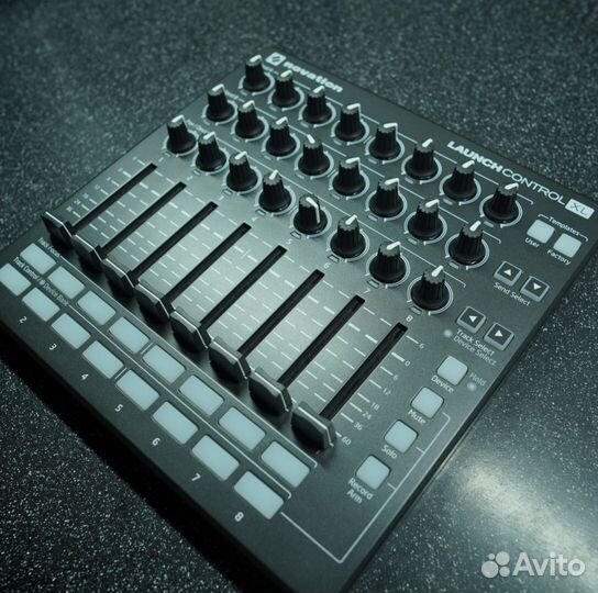 Midi контролер Novation Launchcontrol XL (mk ii)