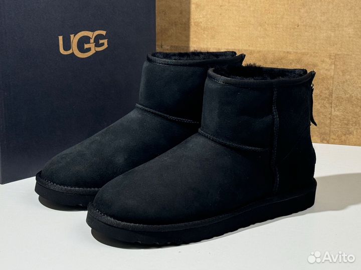 Угги мужские зимние Ugg Classic Mini Zip II Black