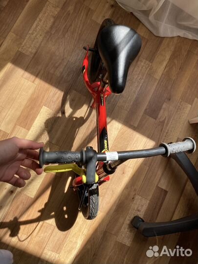 Беговел b'twin run ride 520 10