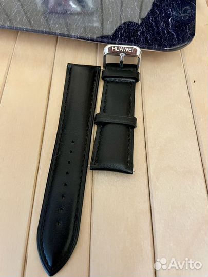 Браслет для часов huawei watch 22 мм кожа черный