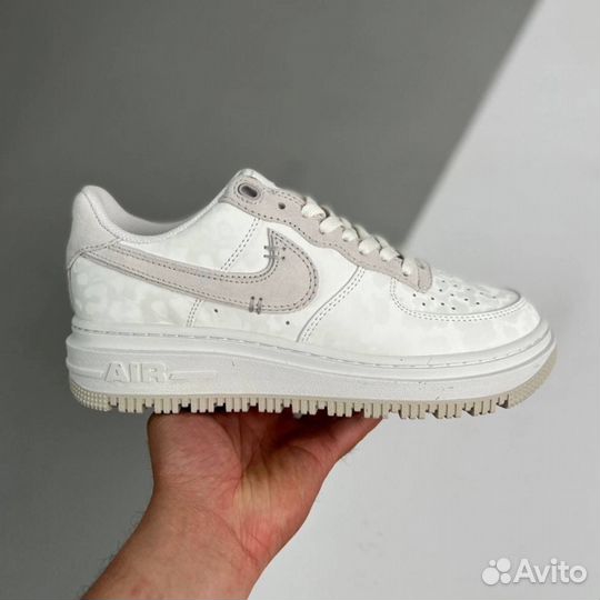 Nike Air Force 1 luxe summit white
