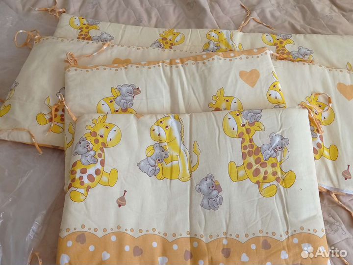 Бортики в детскую кроватку