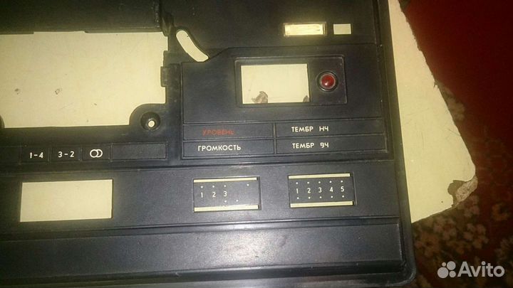 Панель катушечного магнитофона