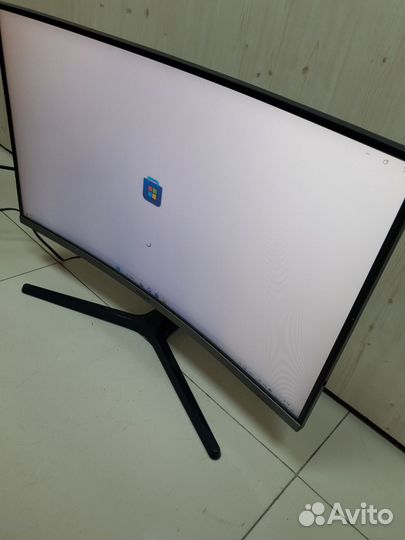 Монитор Samsung CR50 C27R500FHI (133039)