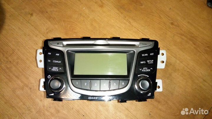 Штатная магнитола на Hyundai solaris 1 бу
