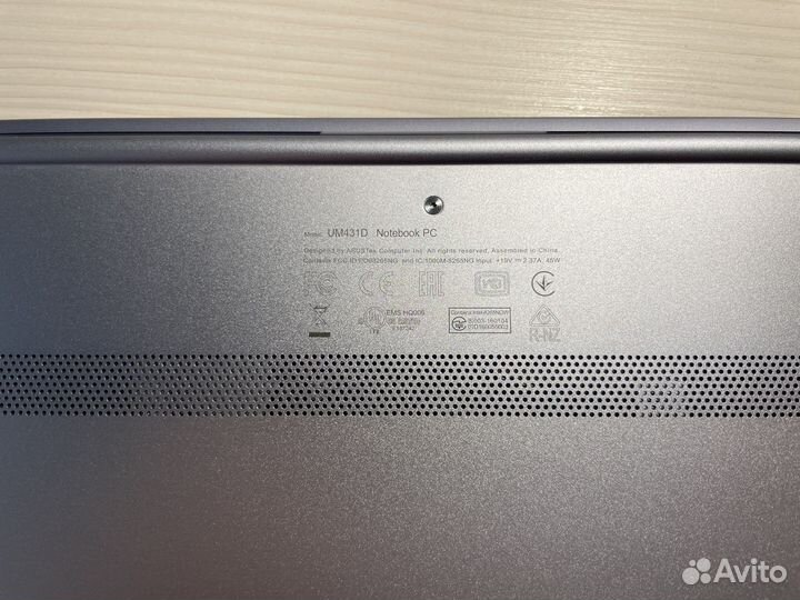 Ноутбук asus ZenBook 14 UM431D