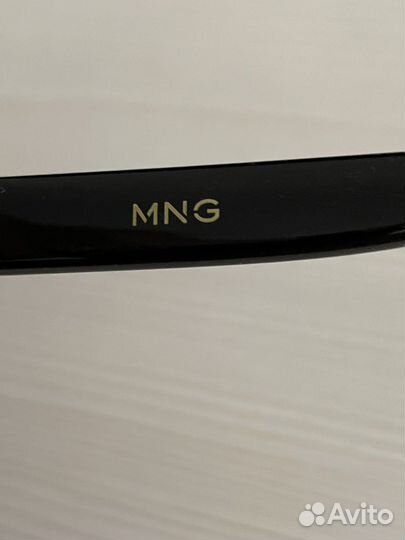 Солнцезащитные очки Mango