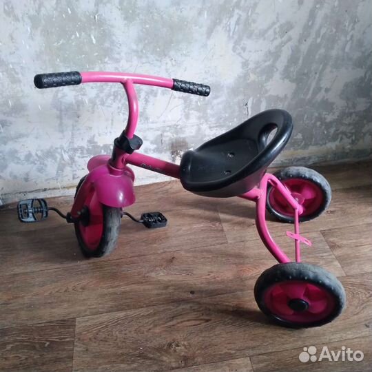 Детский трехколесный велосипед бу