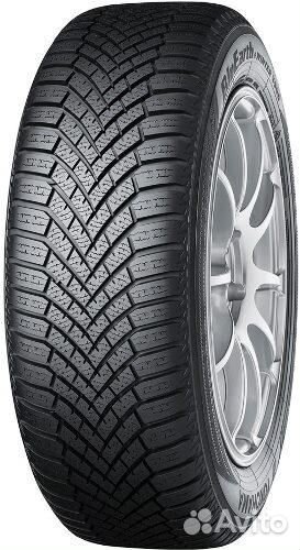 Yokohama BluEarth Winter V906 295/40 R21 111V
