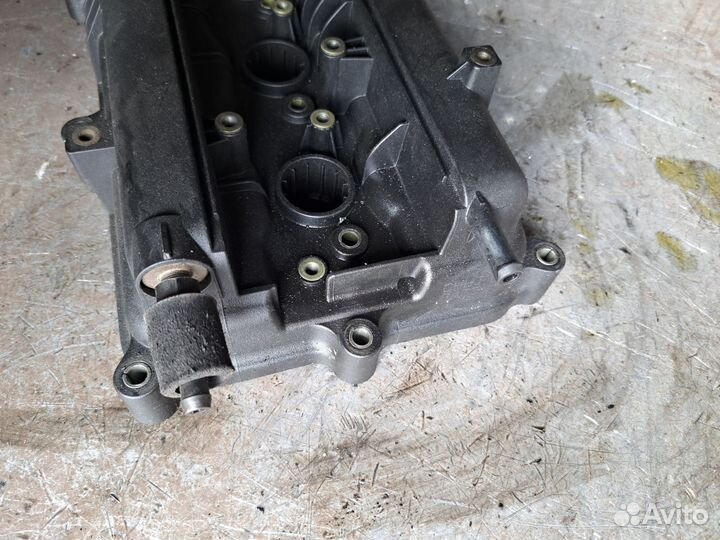 Клапанная крышка Hyundai Kia