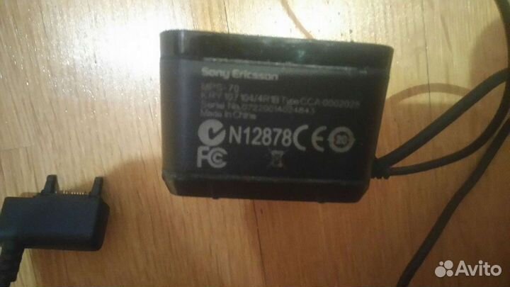 Колонки Sony Ericsson MPS-70 для телефона