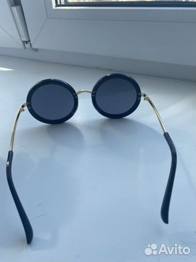 Солнцезащитные очки женские