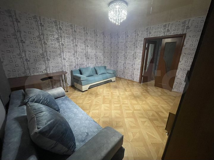 2-к. квартира, 70 м², 3/9 эт.