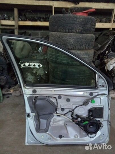 Дверь передняя левая (Volvo XC90)