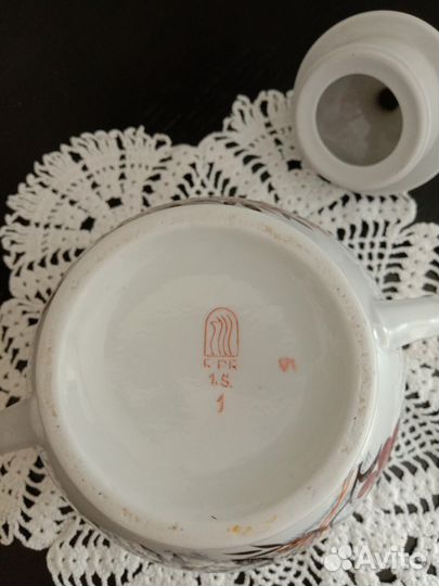 Сахарница и молочник Рига