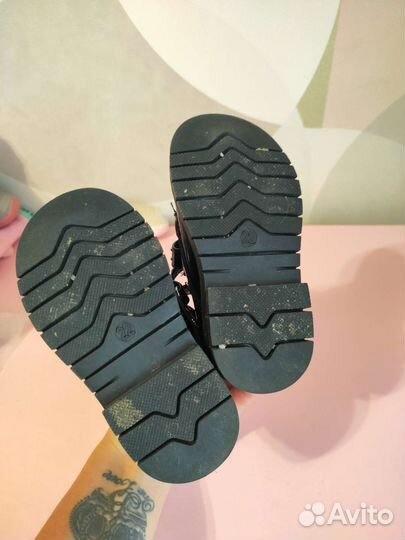 Ботинки демисезонные для девочки 22 размер