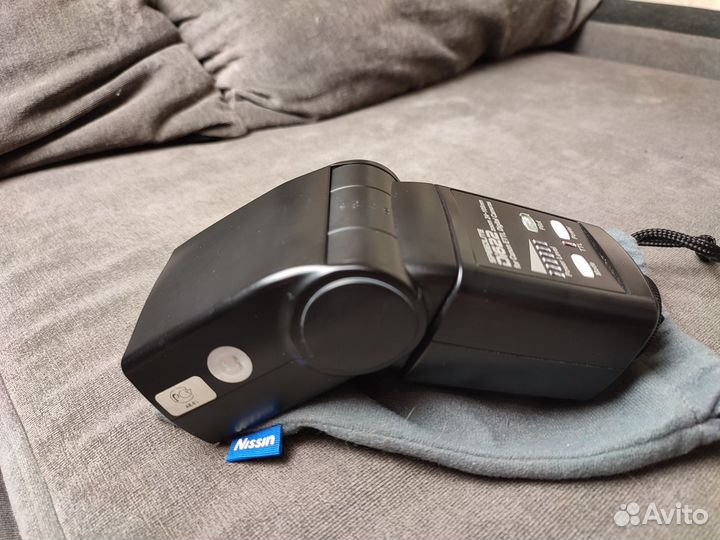 Фотовспышка Nissin Speedlite Di-622