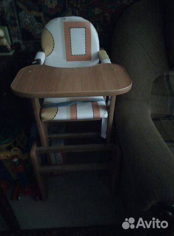 Детский деревянный стульчик