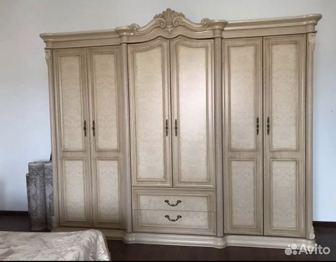 Спальный гарнитур бу