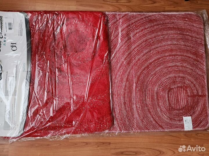 Комплект ковриков для ванной новый
