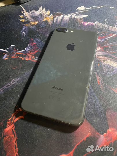 iPhone 8 Plus, 64 ГБ